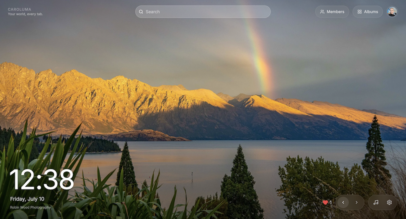 Caroluma new tab — mountain rainbow